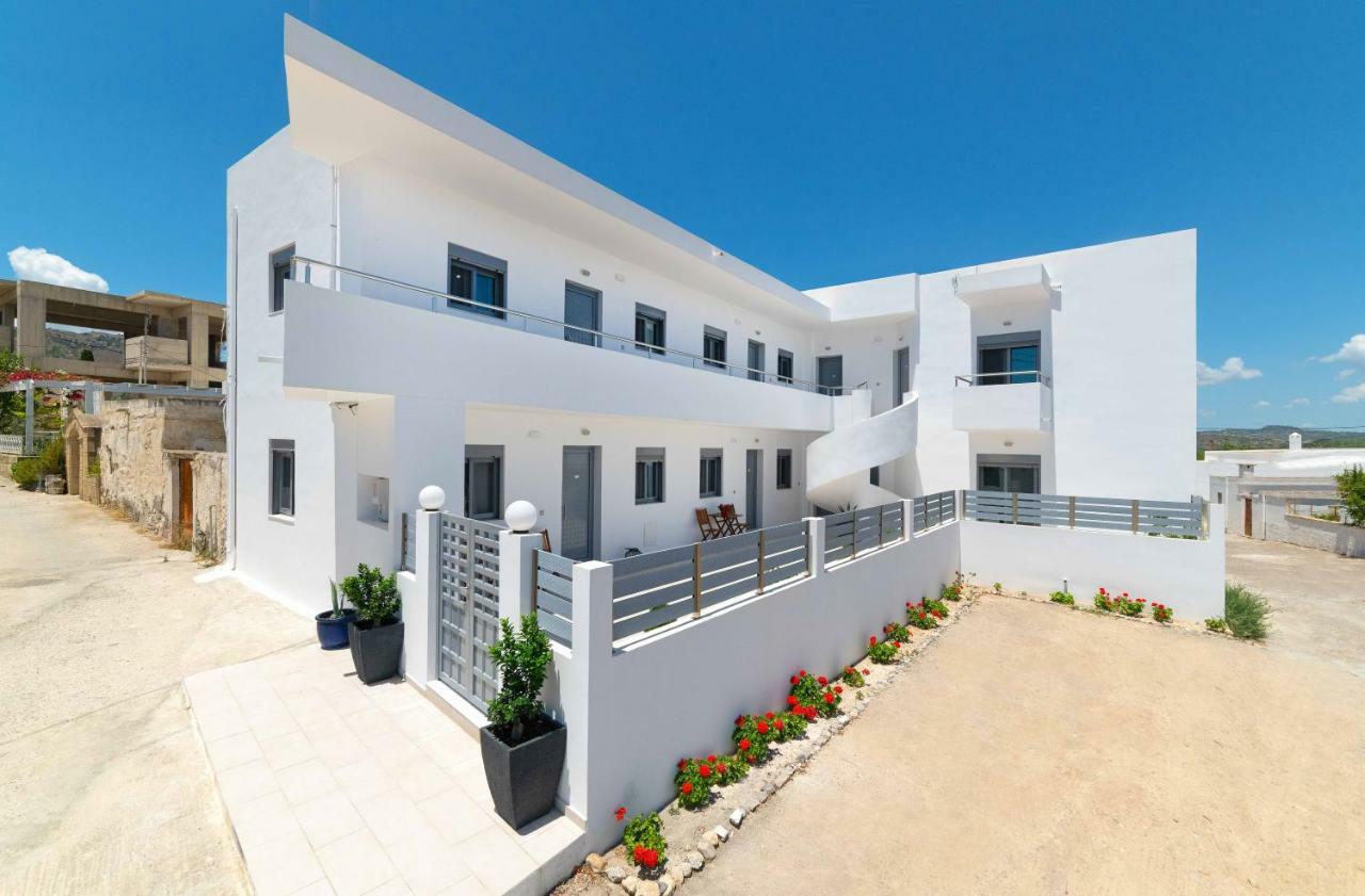Ble Azzure Apartment เกนนาดี ภายนอก รูปภาพ