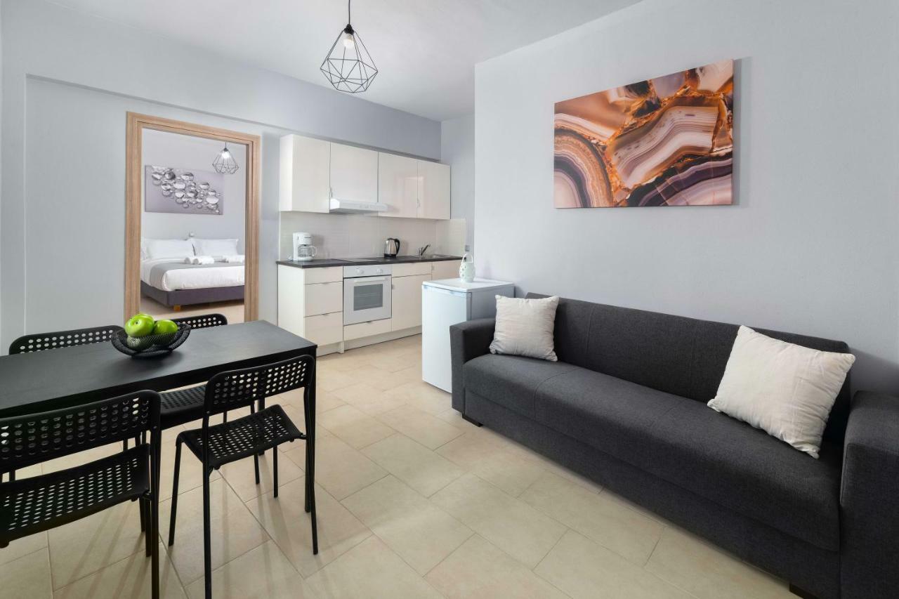 Ble Azzure Apartment เกนนาดี ภายนอก รูปภาพ