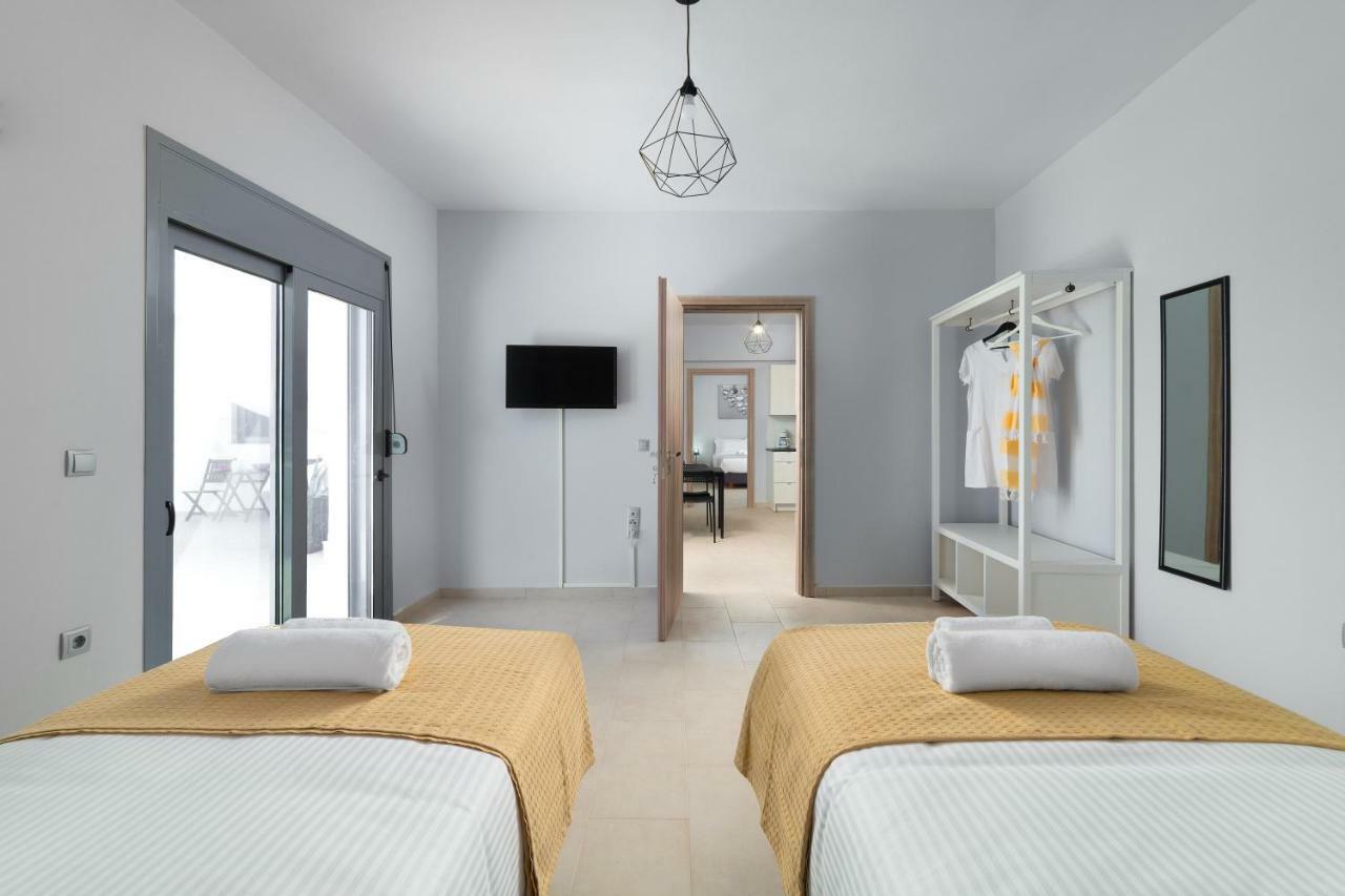 Ble Azzure Apartment เกนนาดี ภายนอก รูปภาพ
